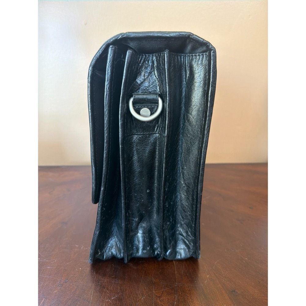 Brief case - Picture 3 of 10